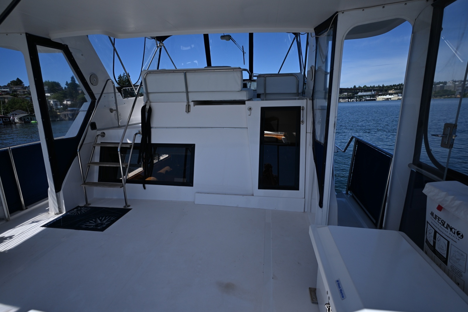 1997 Ocean Alexander 