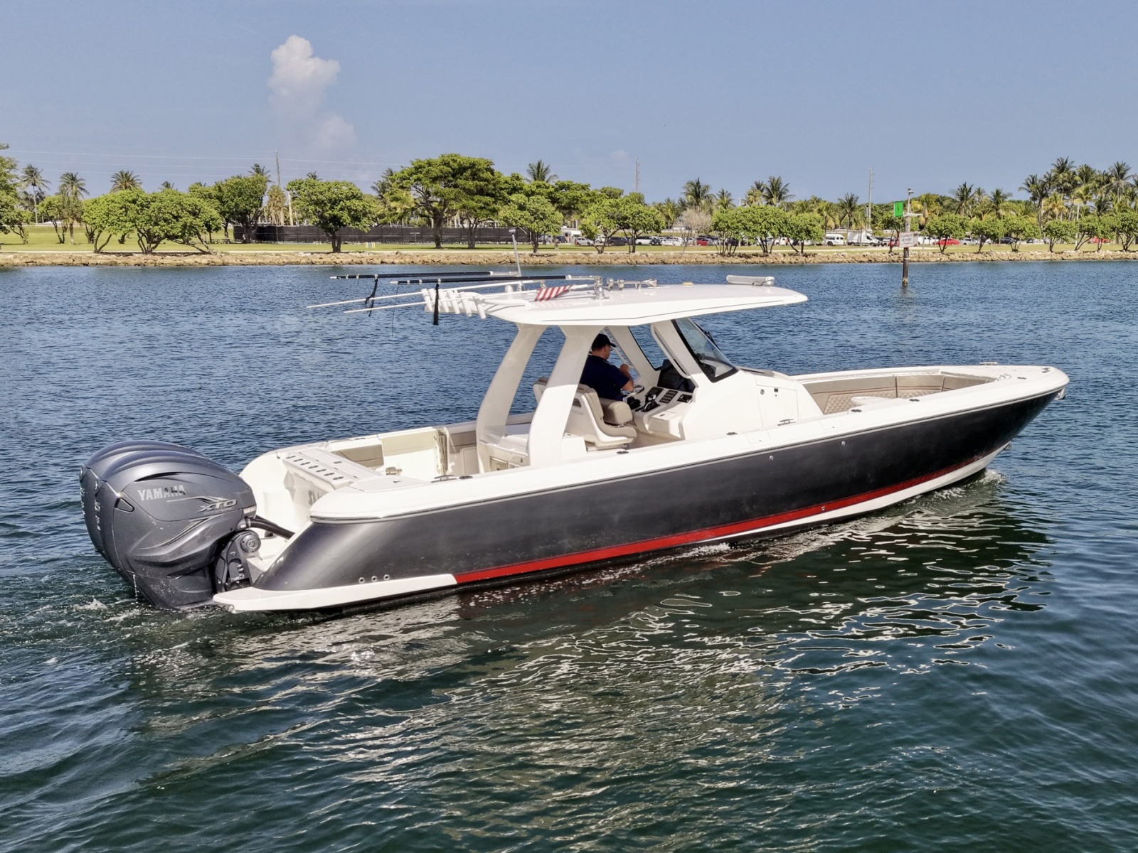 2019 Intrepid 345 Nomad SE