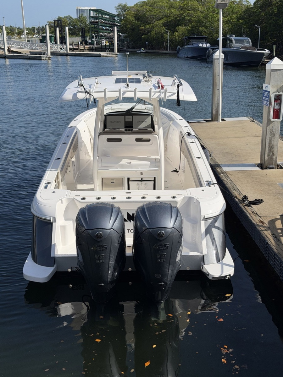2019 Intrepid 345 Nomad SE