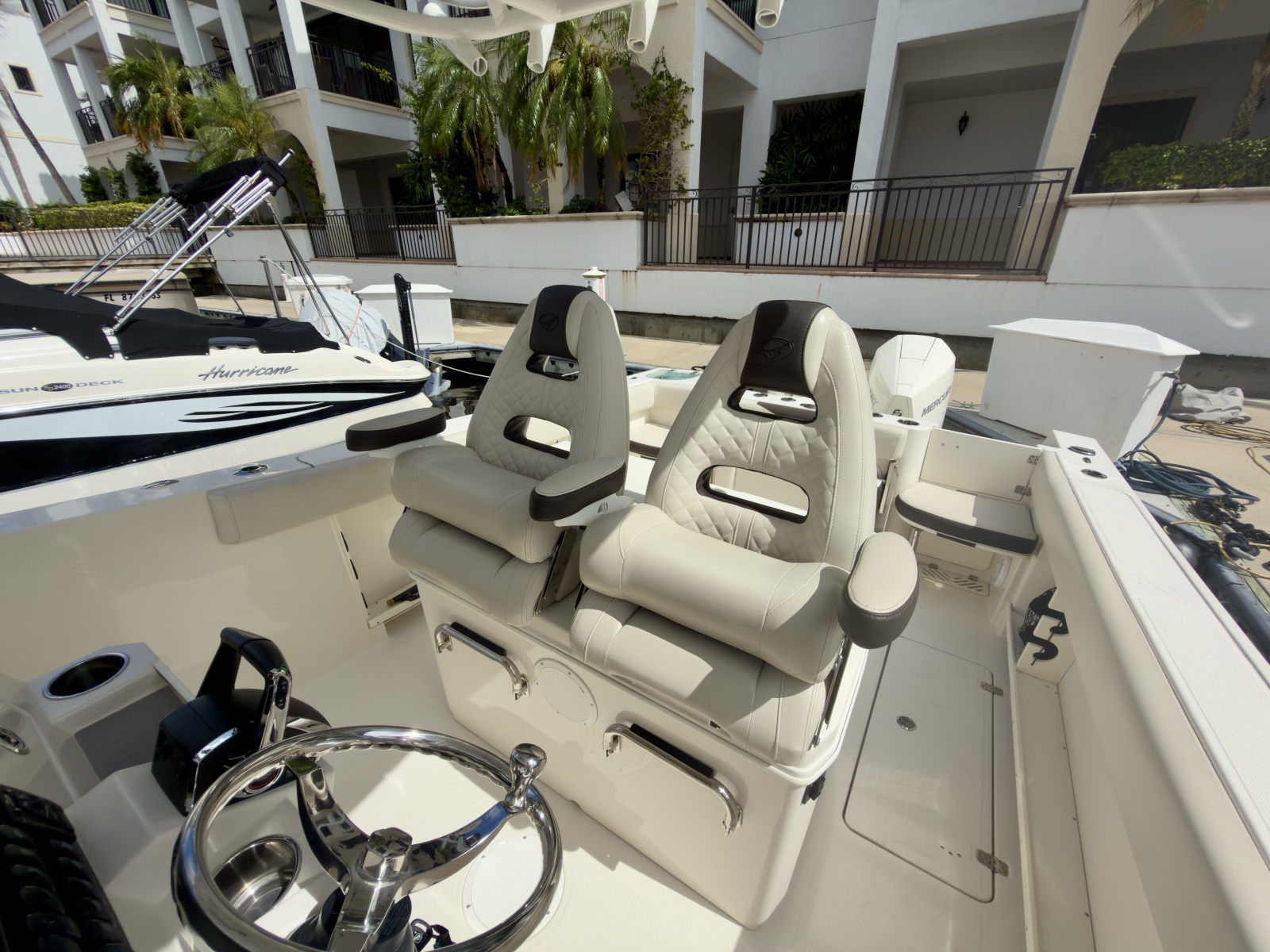 2023 Sailfish 290 CC