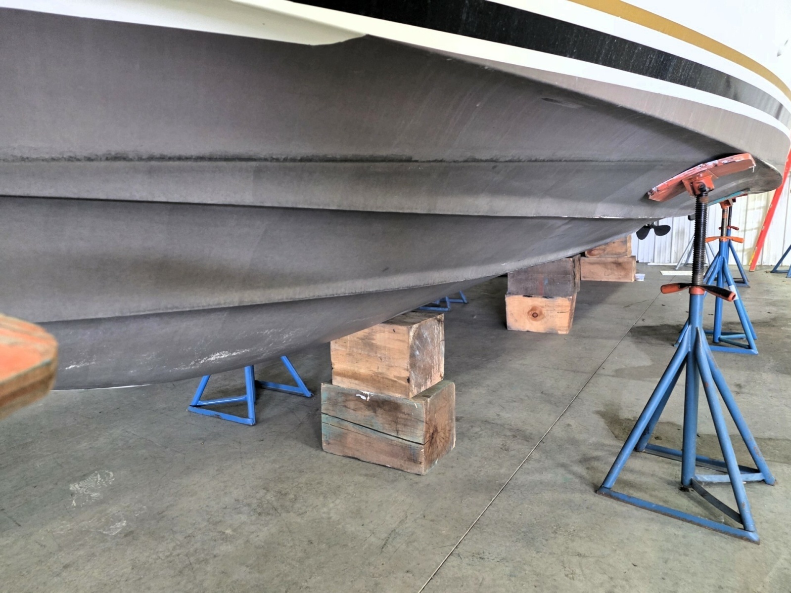 Port Bottom View  Bow