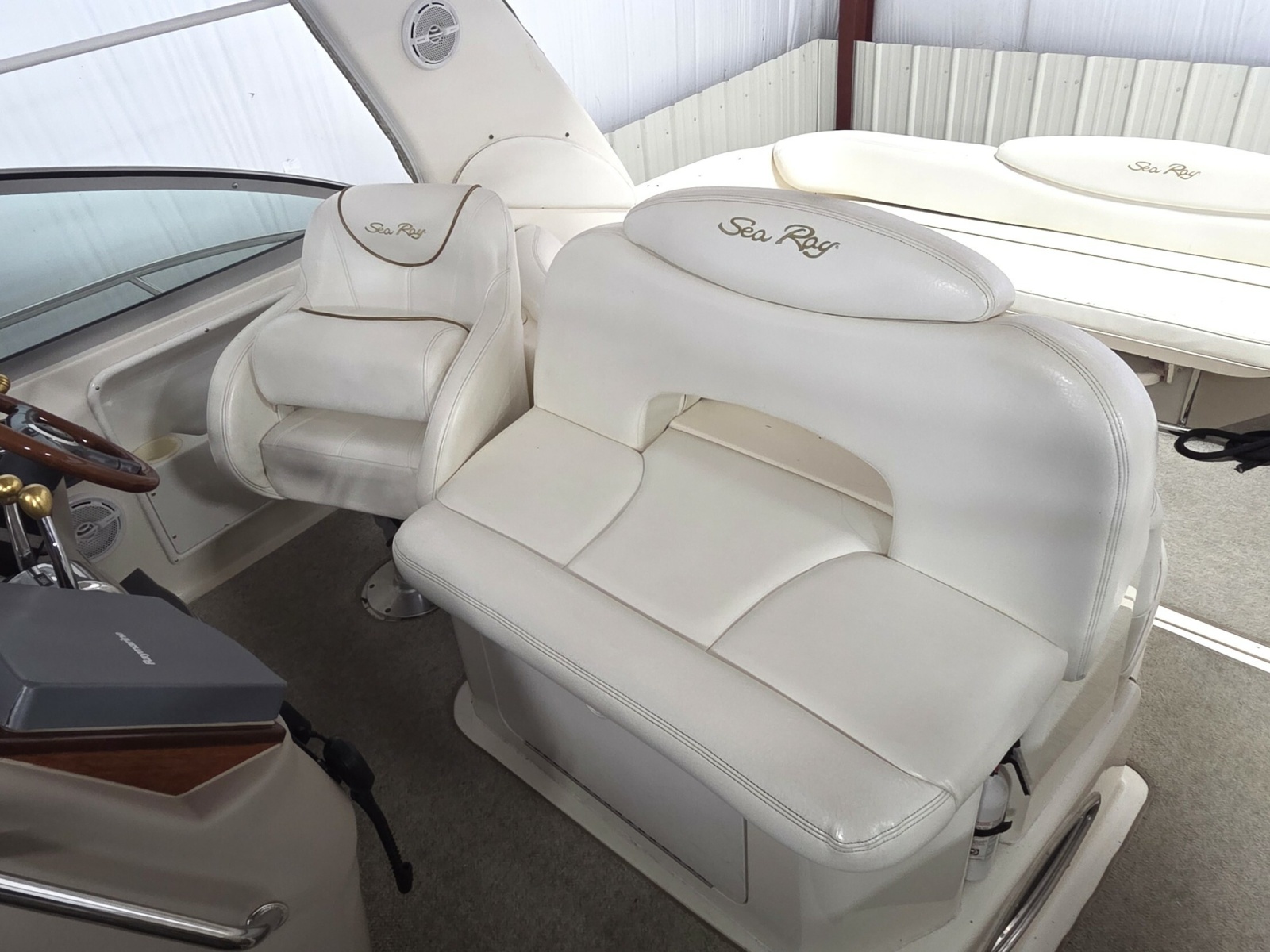 Helm Seating