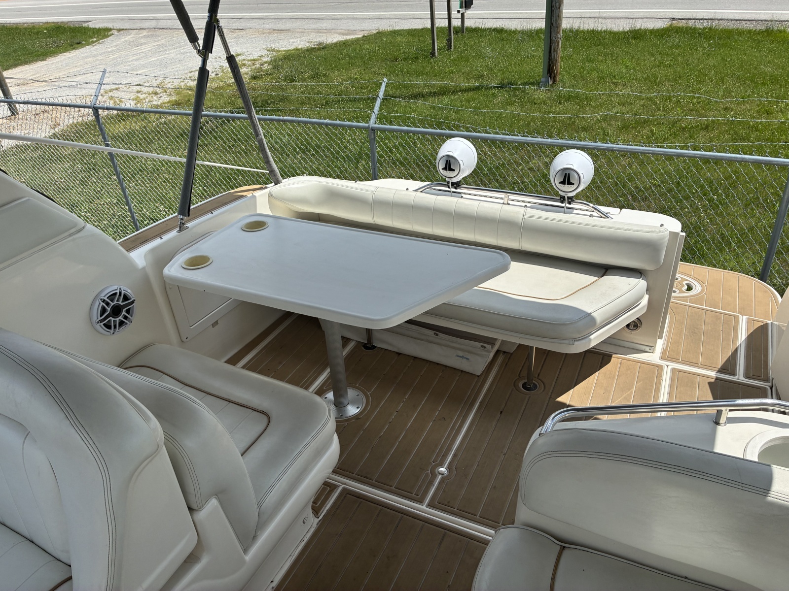 1998 Sea Ray 290 Sundancer