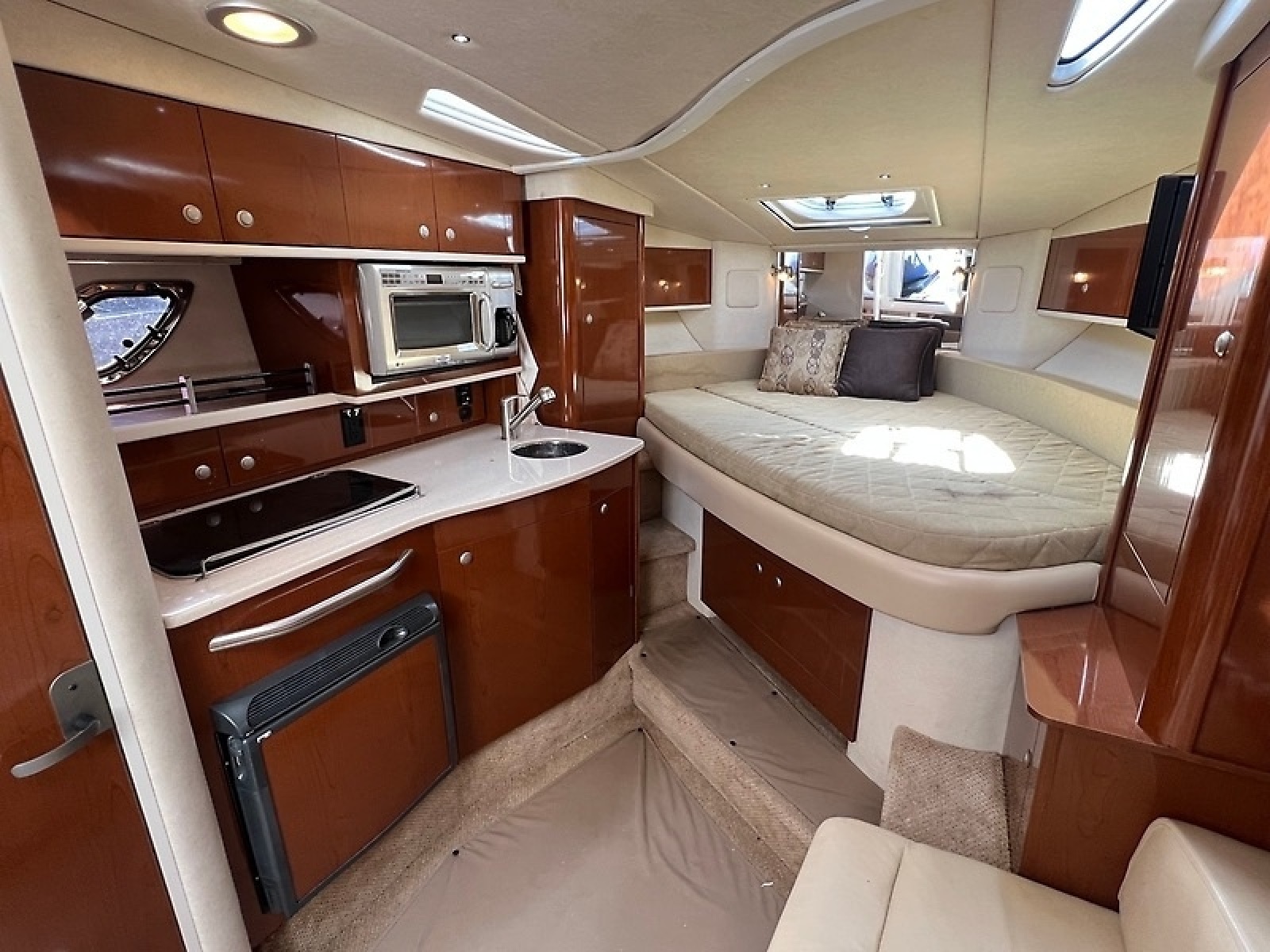 2008 Sea Ray 310 Sundancer