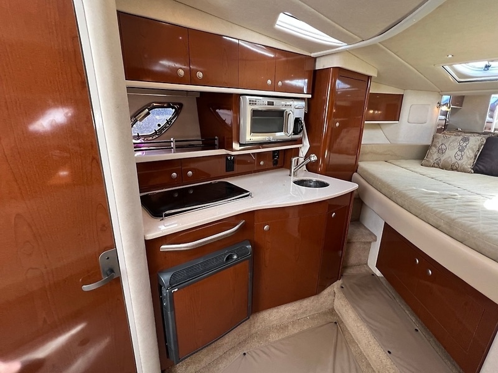 2008 Sea Ray 310 Sundancer