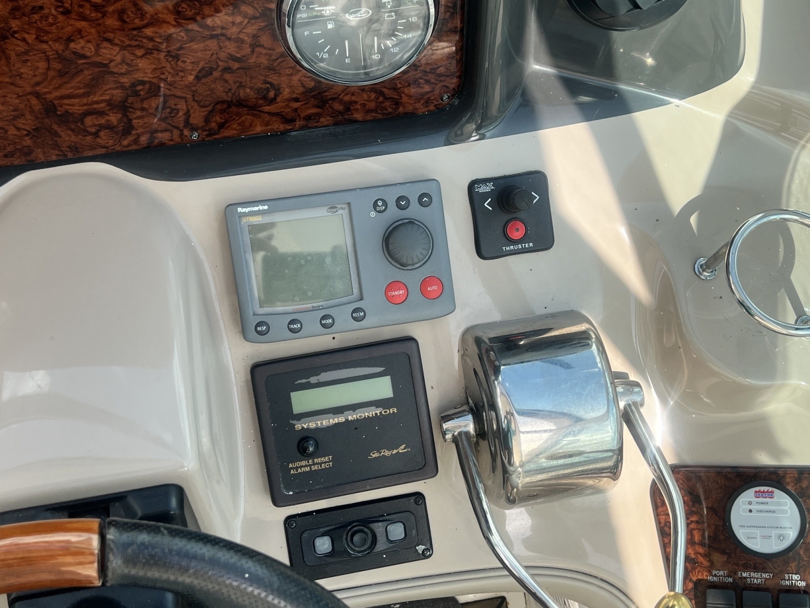 2005 Sea Ray 500 Sundancer