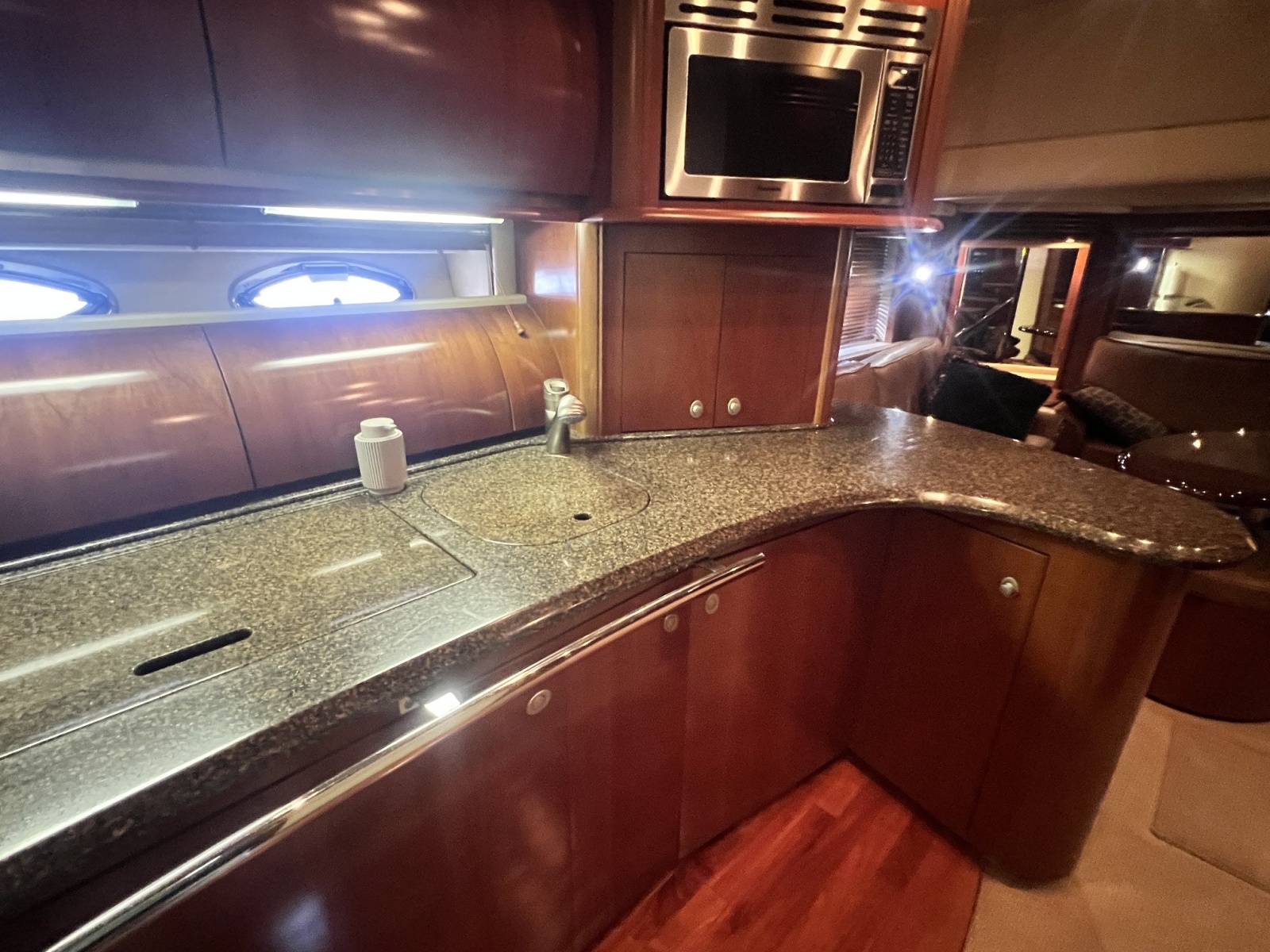2005 Sea Ray 500 Sundancer