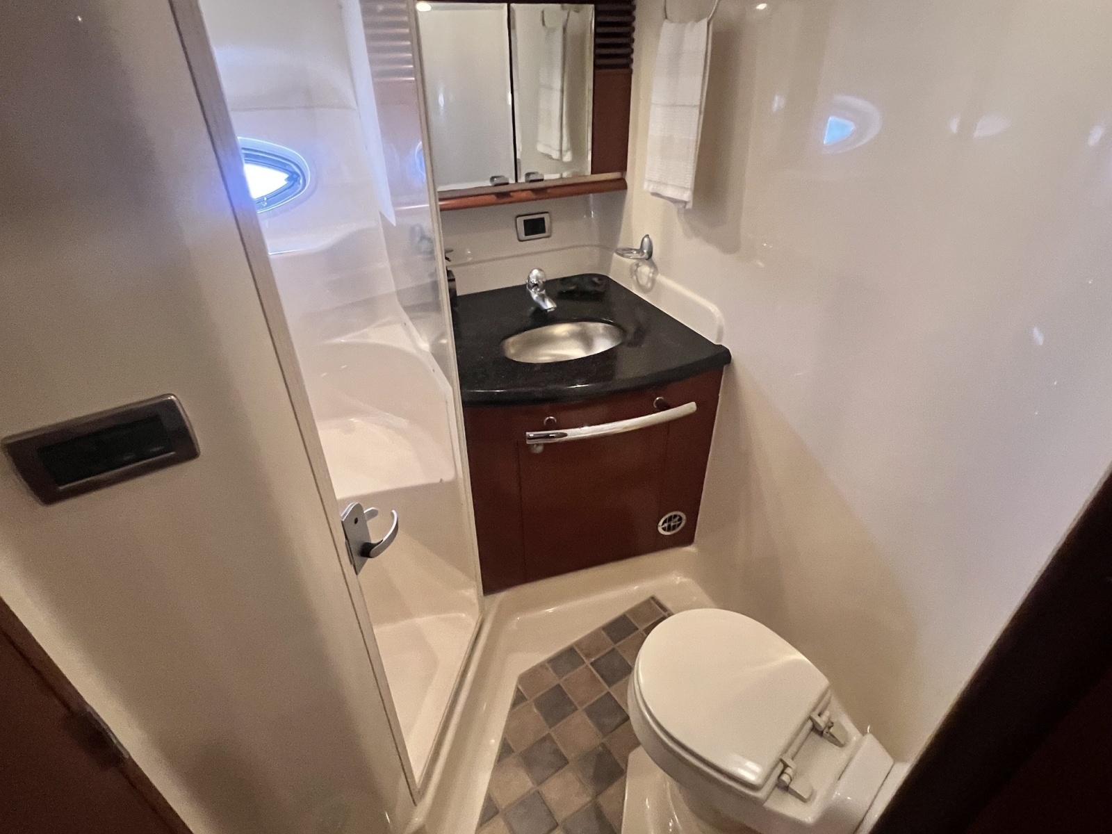 2005 Sea Ray 500 Sundancer