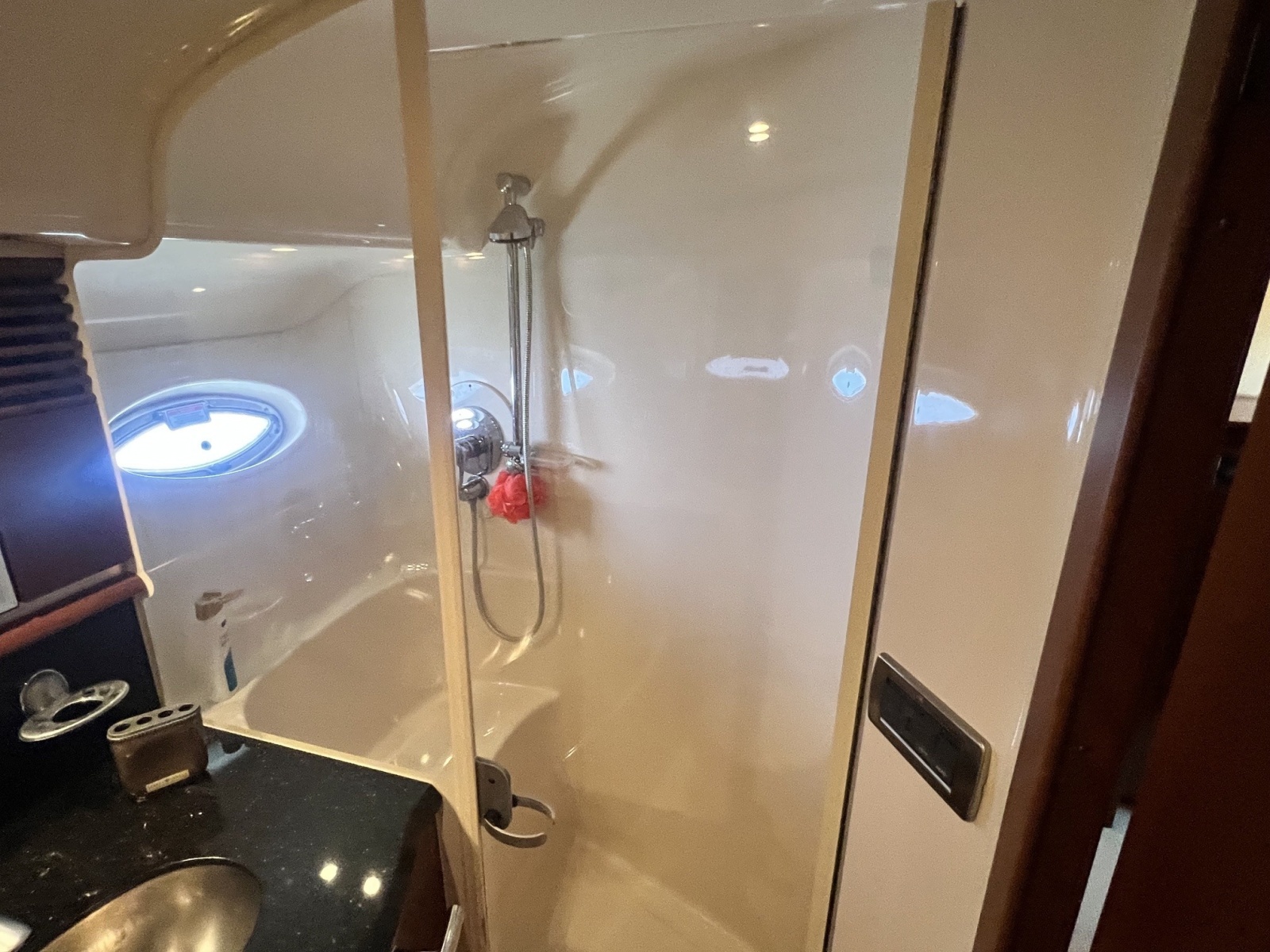 2005 Sea Ray 500 Sundancer