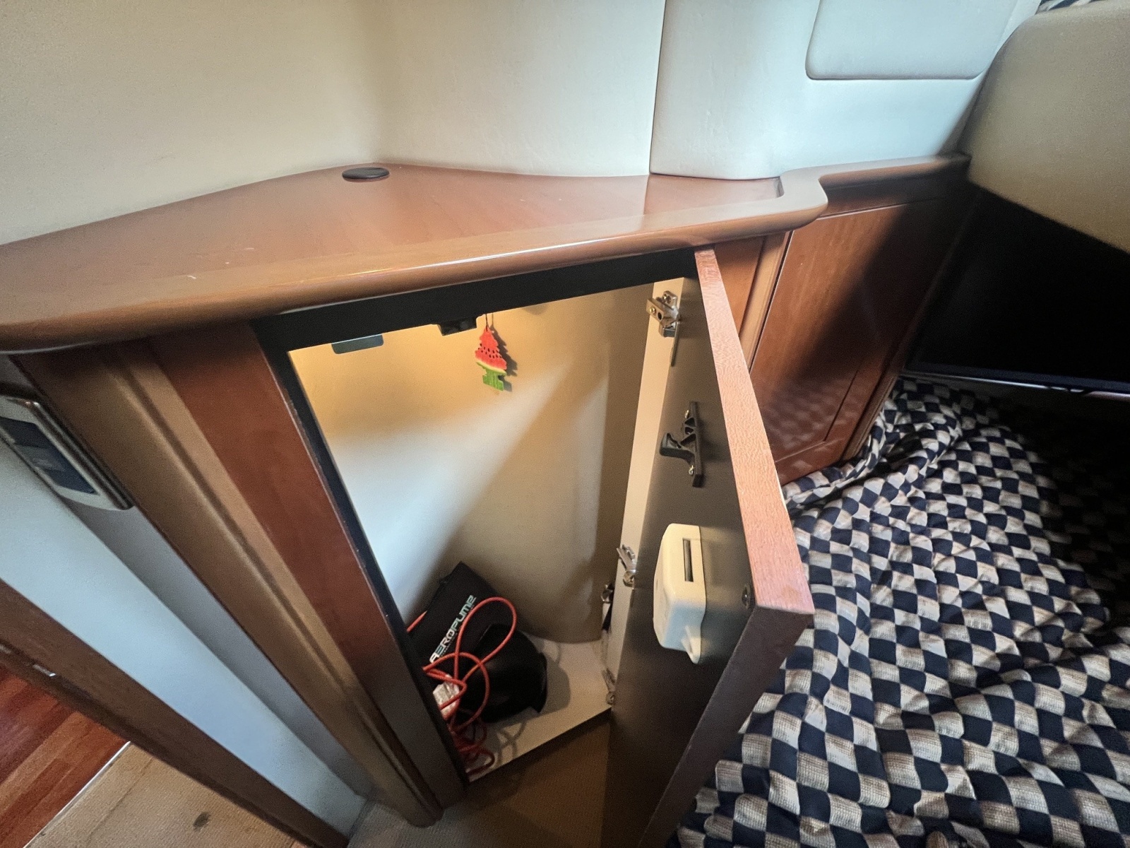 2005 Sea Ray 500 Sundancer