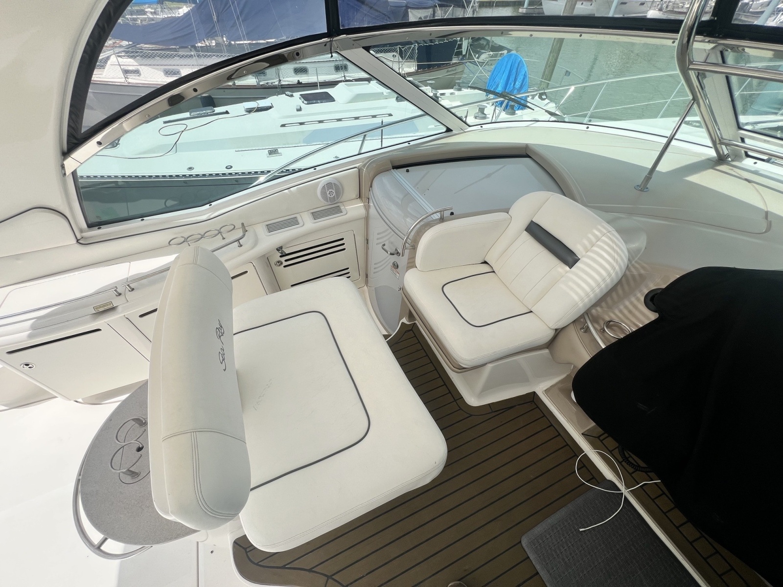 2005 Sea Ray 500 Sundancer