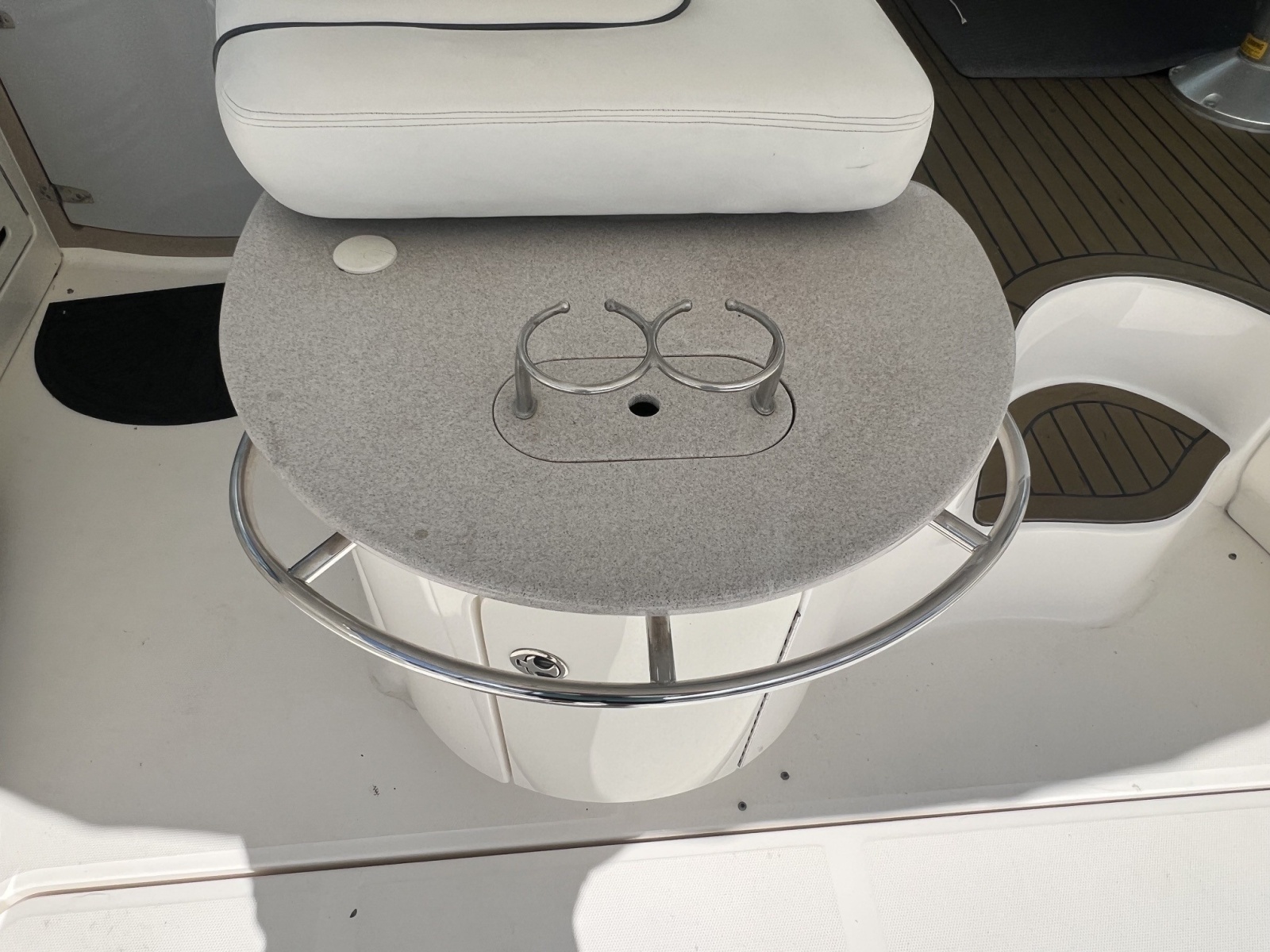 2005 Sea Ray 500 Sundancer