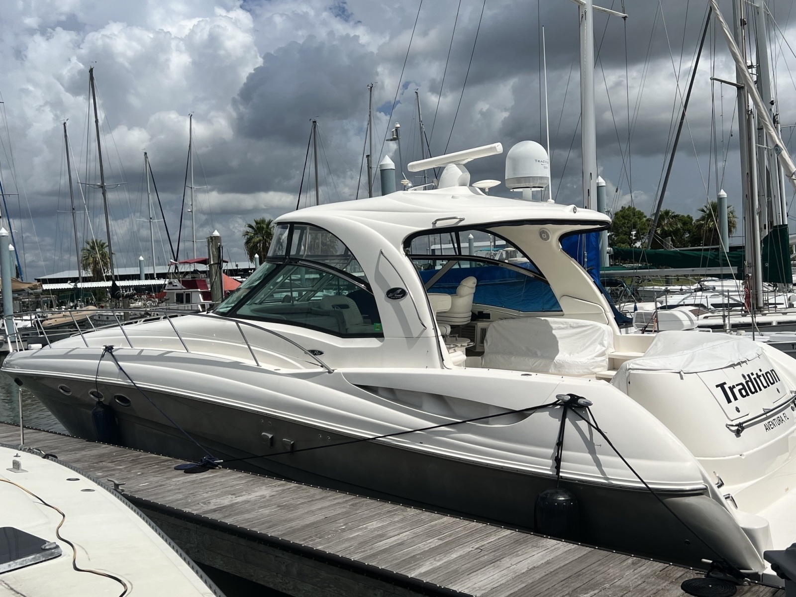 2005 Sea Ray 500 Sundancer