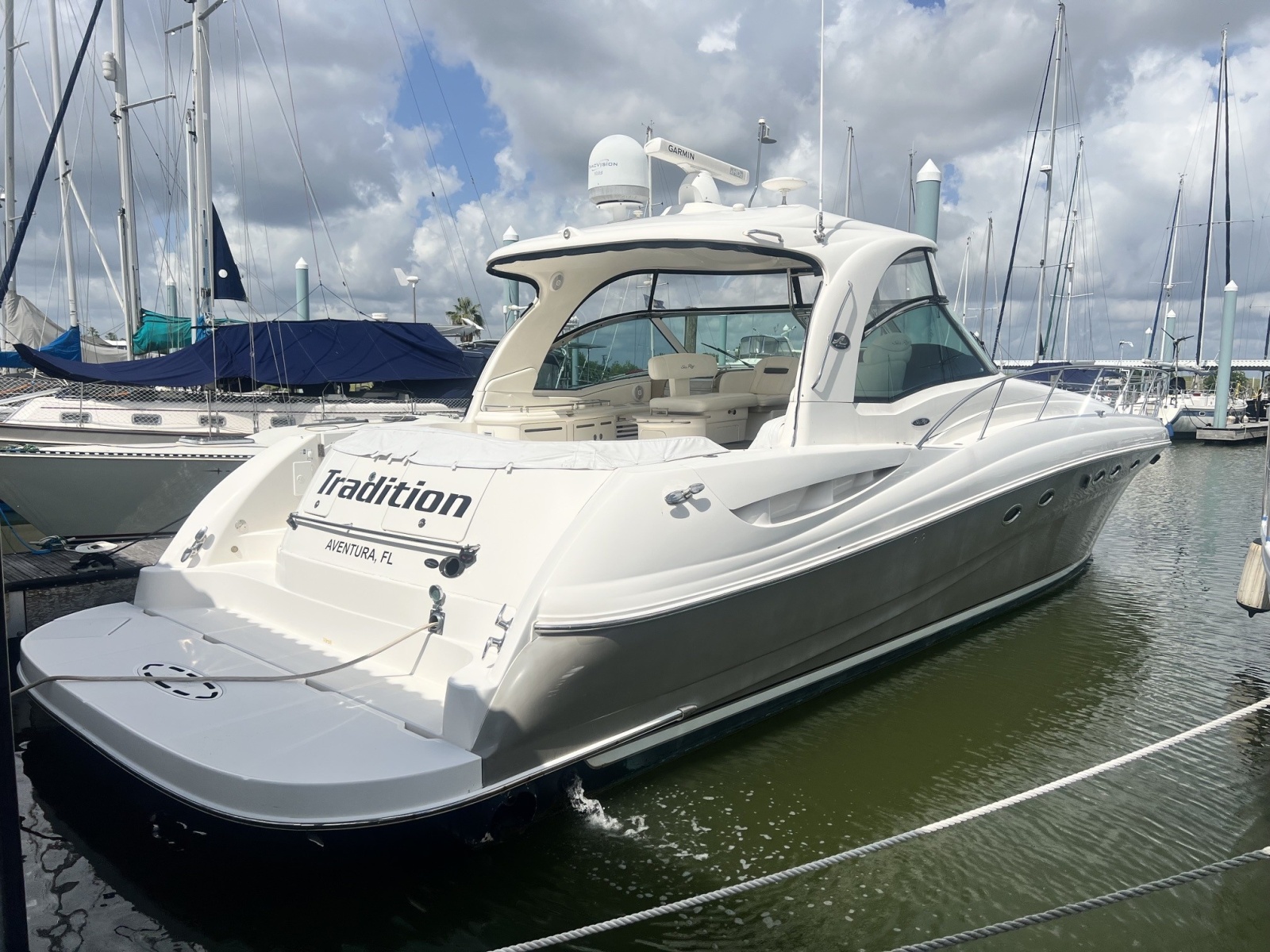 2005 Sea Ray 500 Sundancer