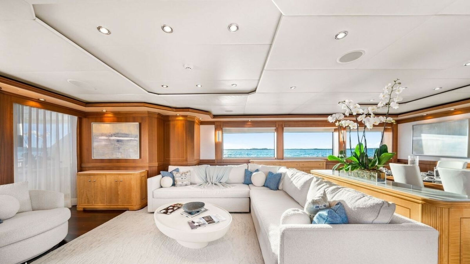 2009 Palmer Johnson Raised Pilothouse Flybridge