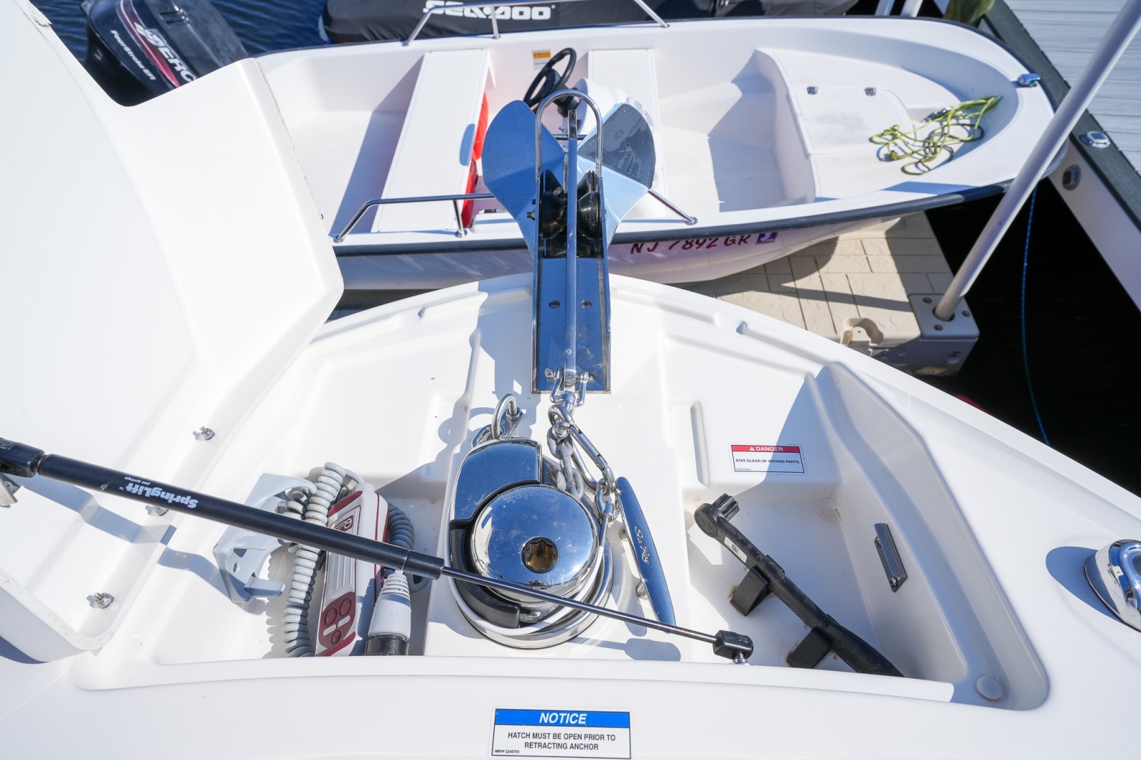 2024 Sea Ray SLX 310 Outboard
