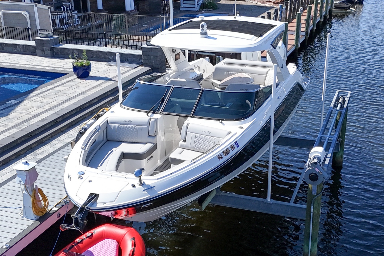 2024 Sea Ray SLX 310 Outboard
