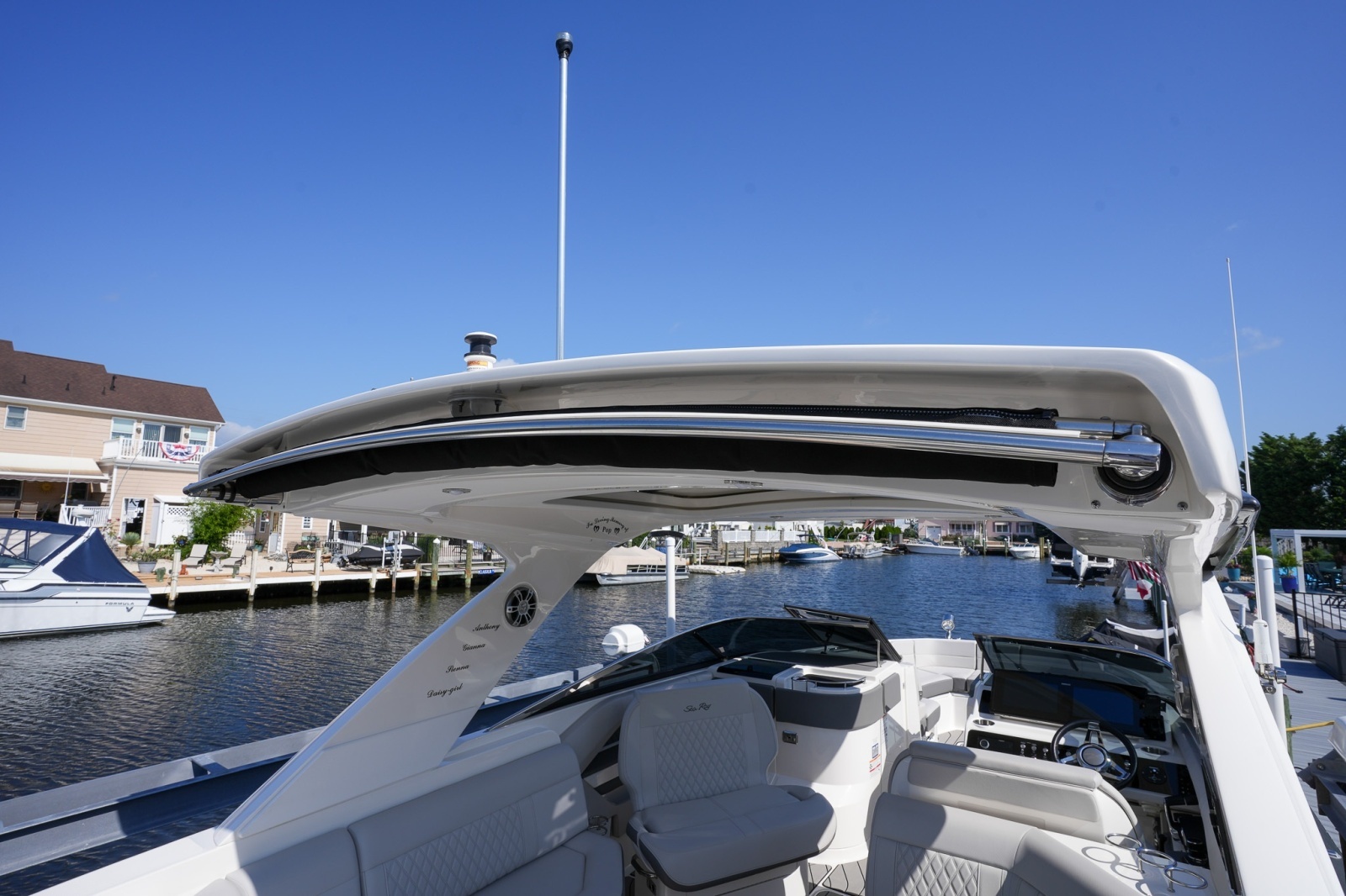 2024 Sea Ray SLX 310 Outboard