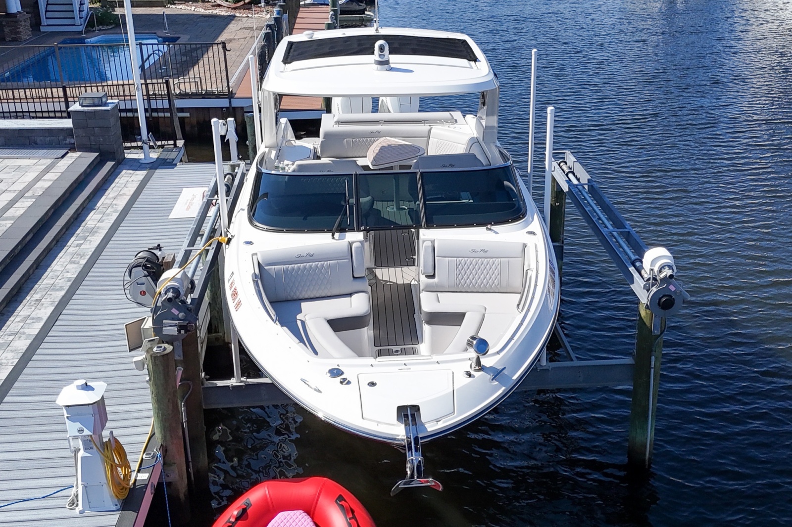 2024 Sea Ray SLX 310 Outboard