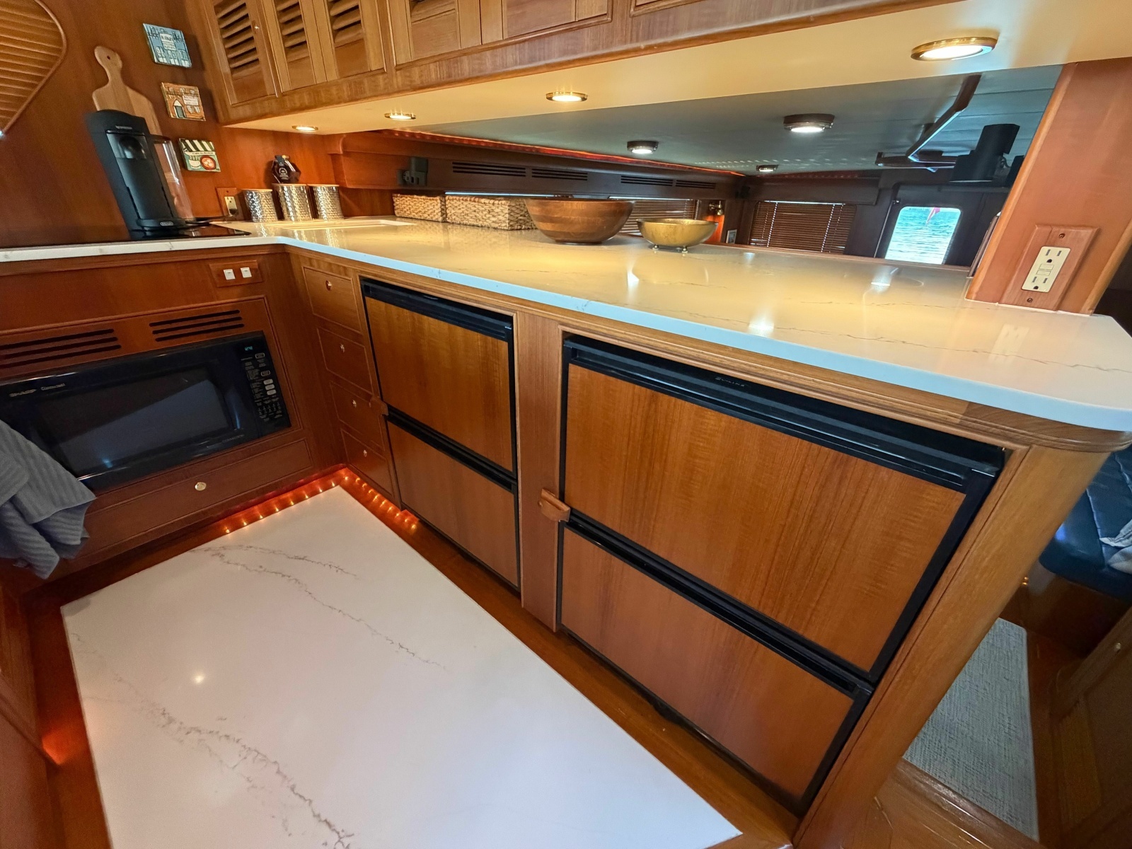 2006 Marlow Explorer 53C