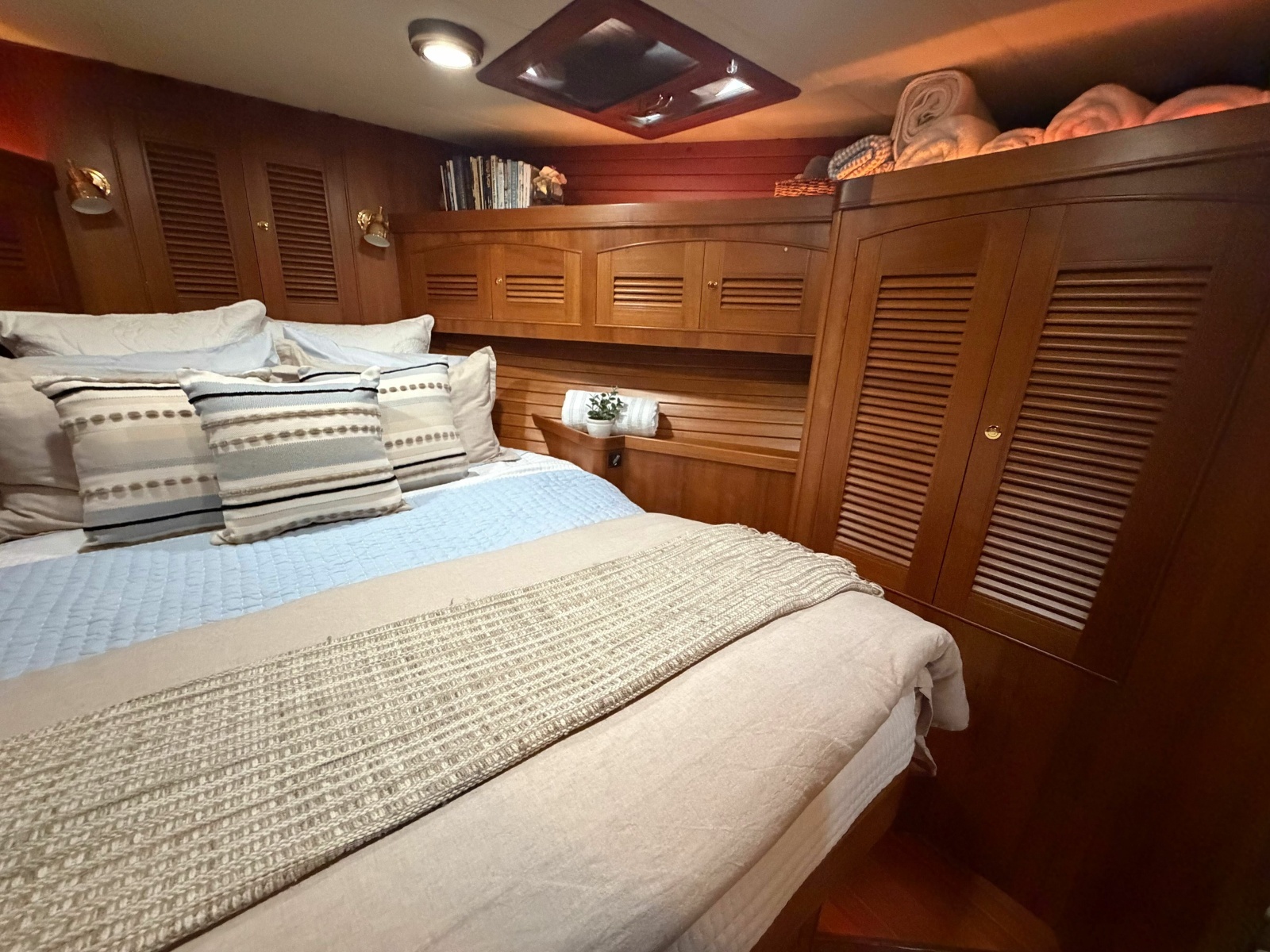 2006 Marlow Explorer 53C