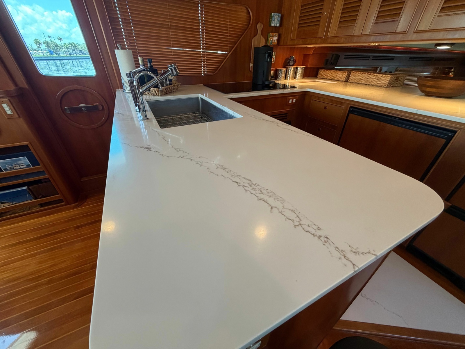 2006 Marlow Explorer 53C