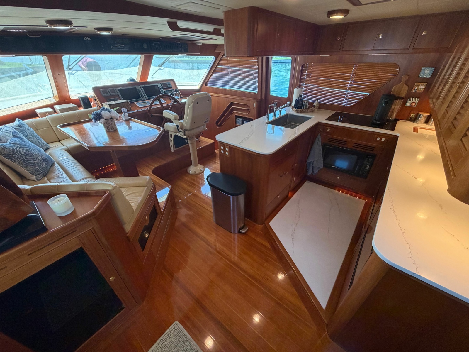 2006 Marlow Explorer 53C