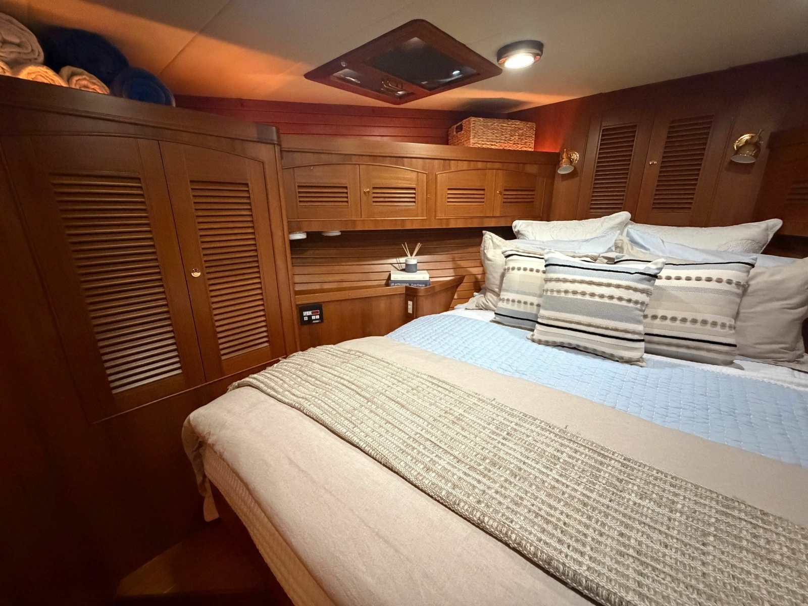 2006 Marlow Explorer 53C