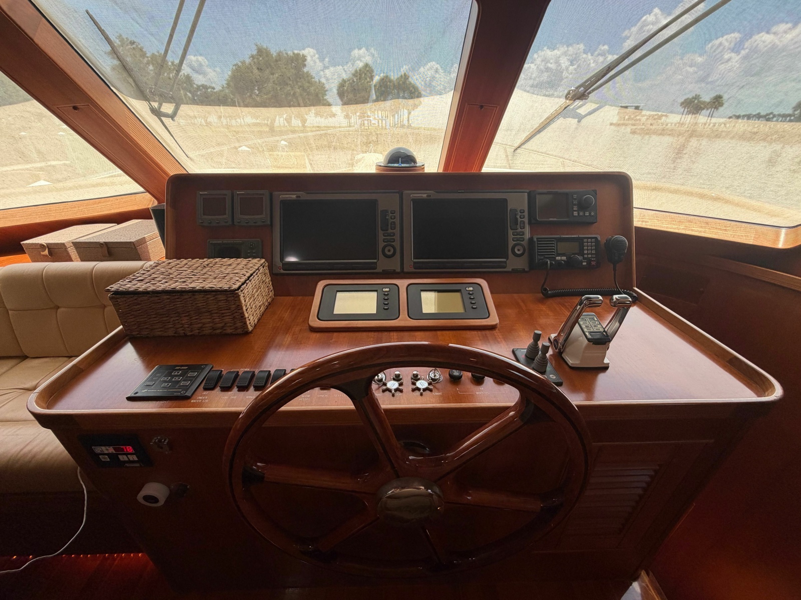 2006 Marlow Explorer 53C