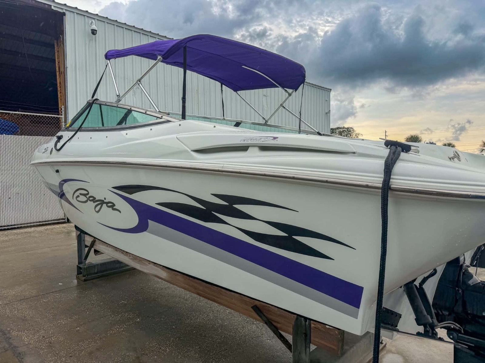 1999 Baja 252 Islander