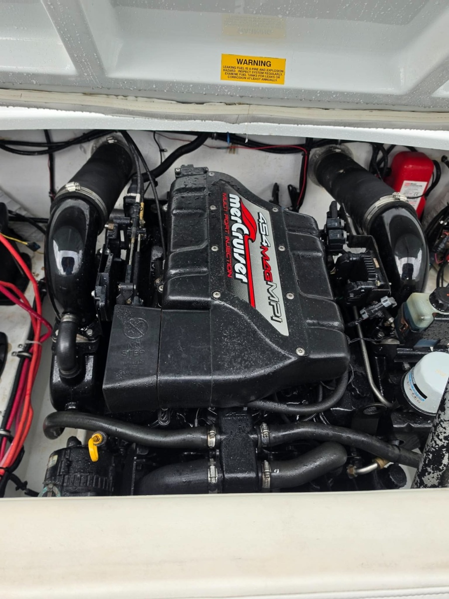 1999 Baja 252 Islander