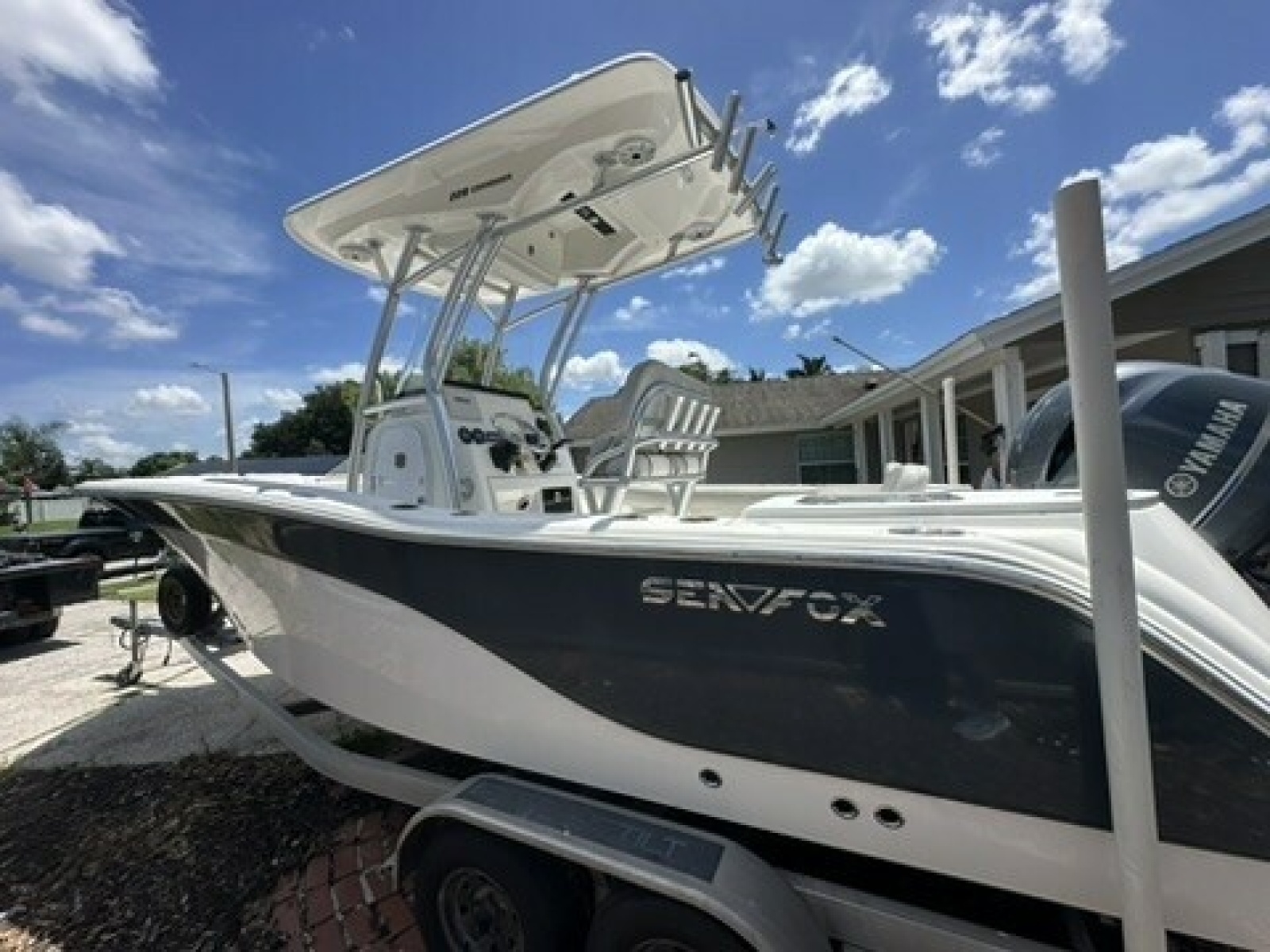 2020 Sea Fox 228 Commander