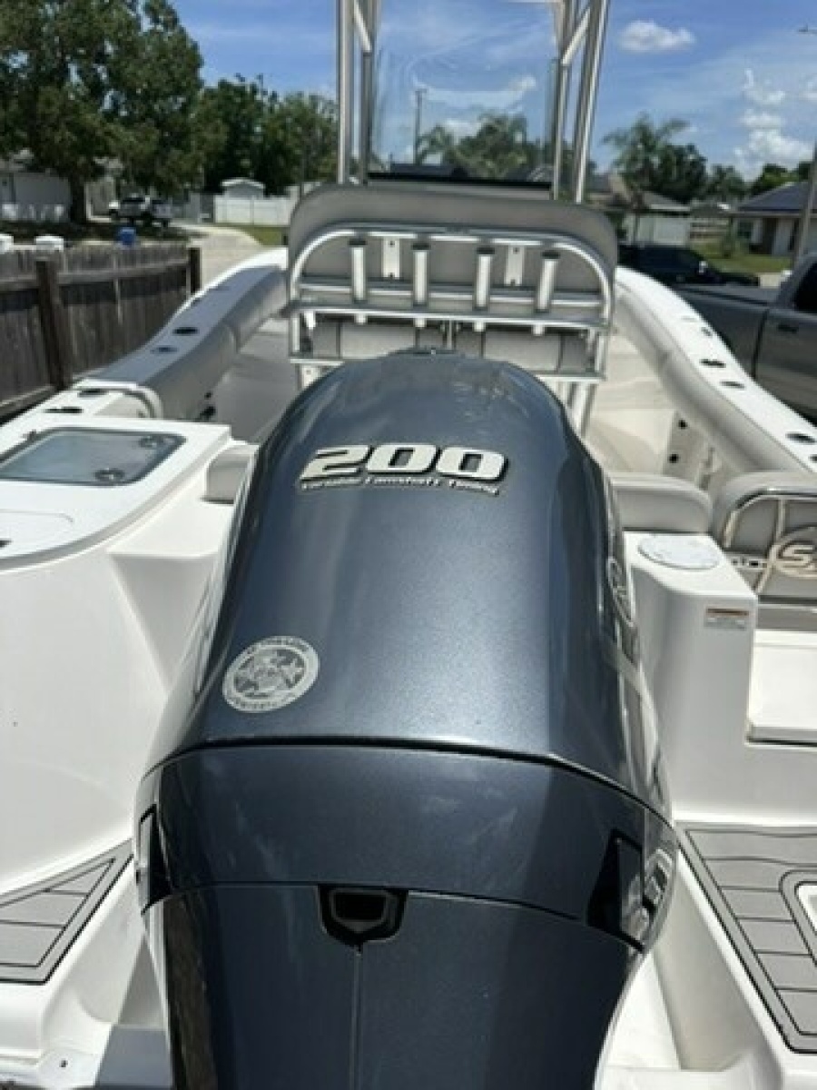 2020 Sea Fox 228 Commander
