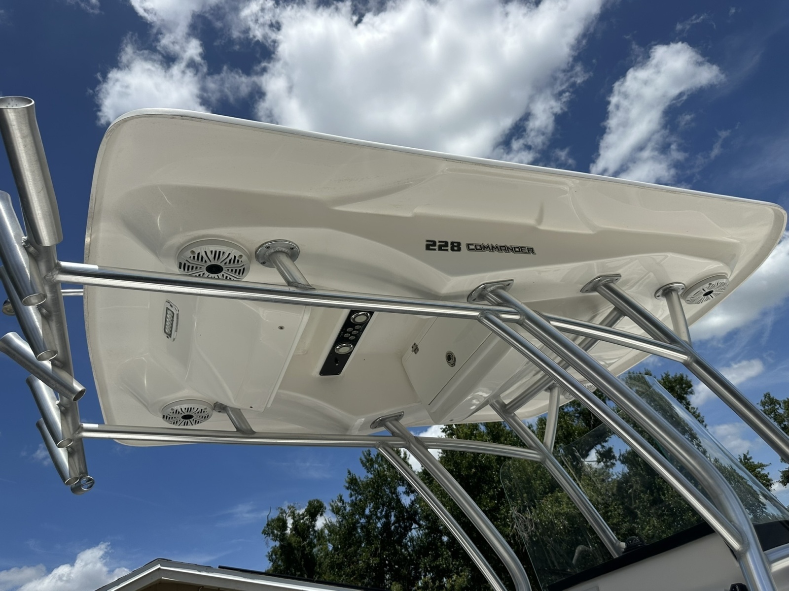 2020 Sea Fox 228 Commander