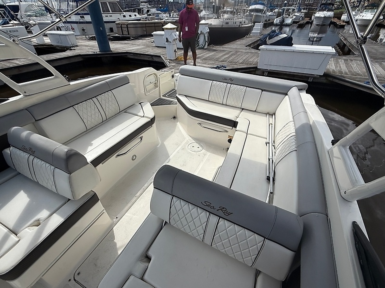 2017 Sea Ray SDX 270 — 0005843584