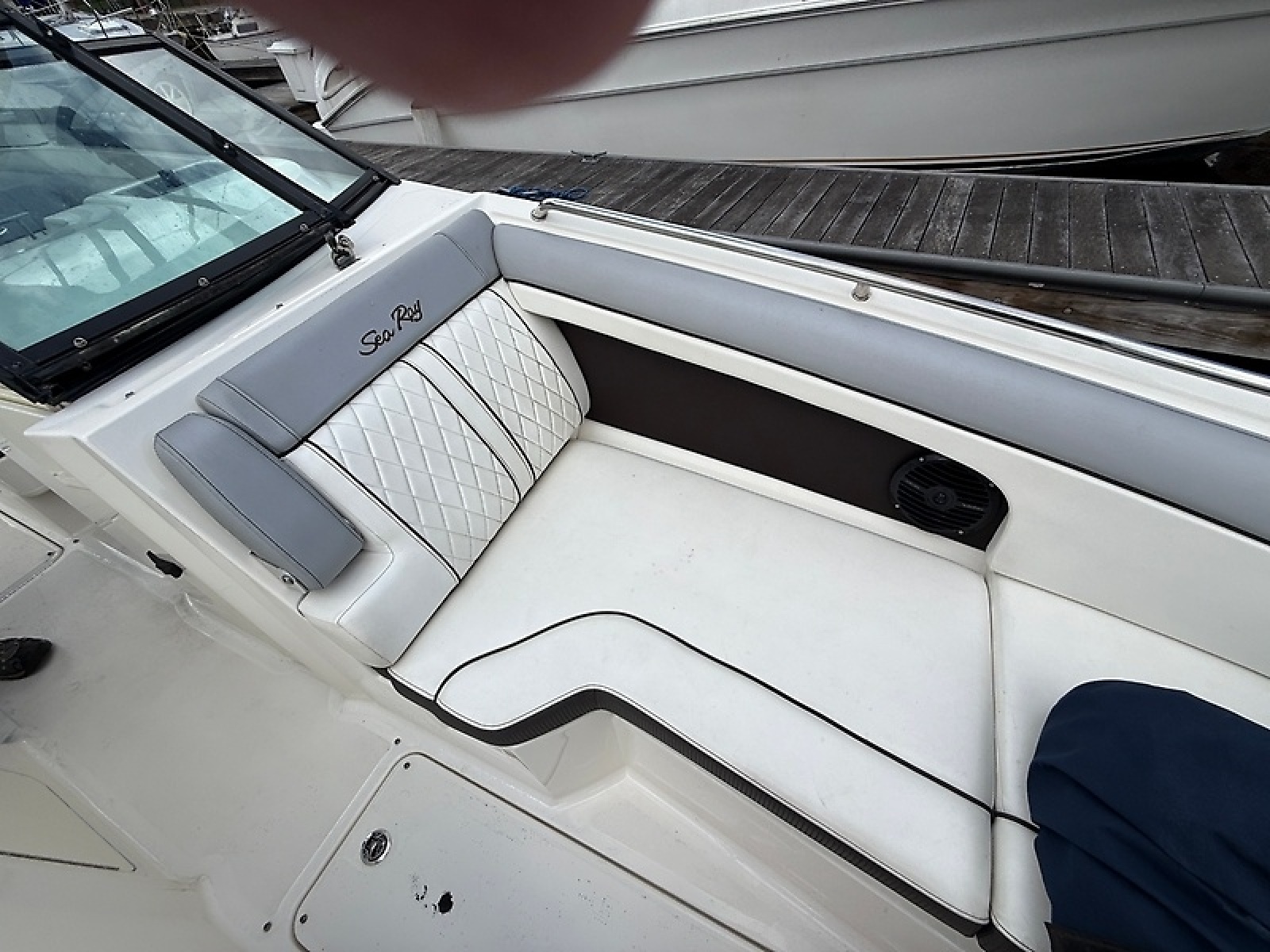 2017 Sea Ray SDX 270 — 0005843569