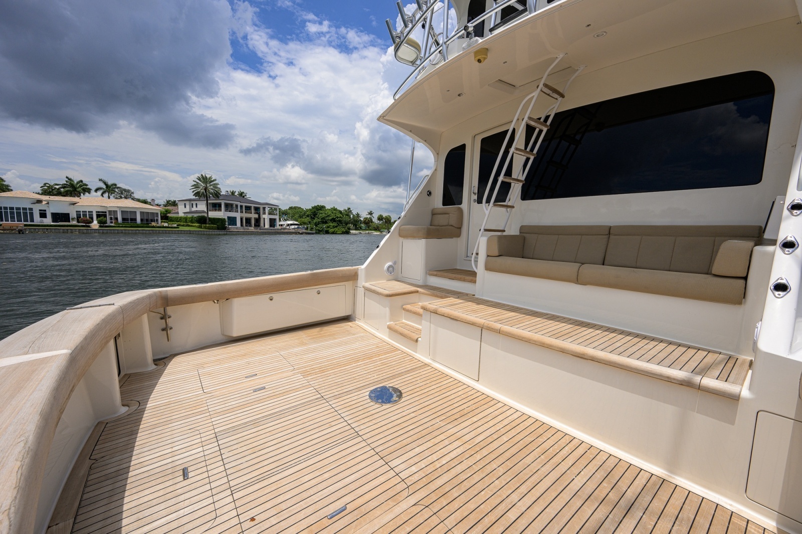 Viking 68 - Mission Accomplished - Cockpit