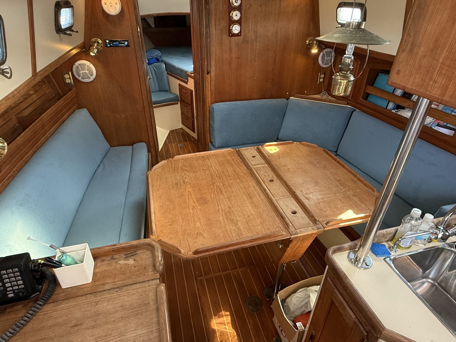 1994 Pacific Seacraft 37
