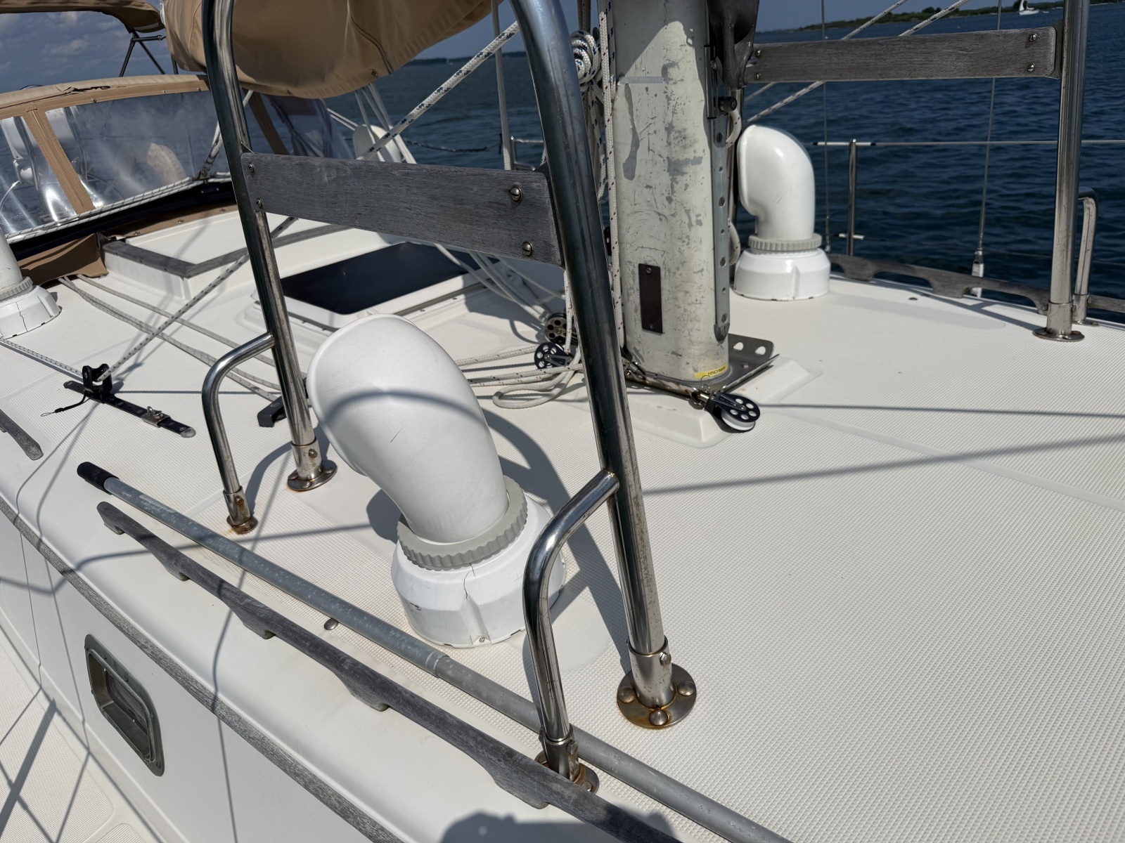 1994 Pacific Seacraft 37
