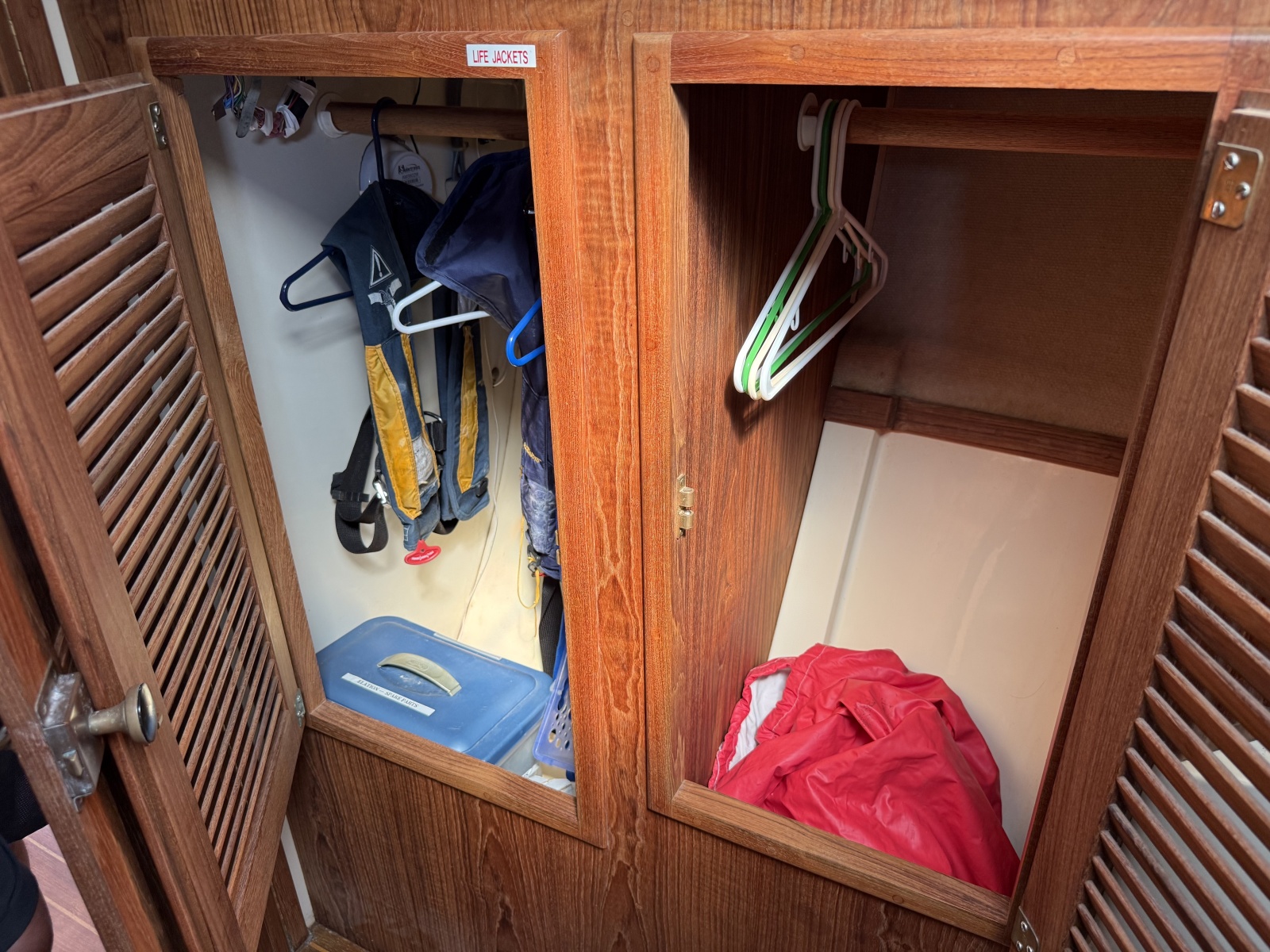1994 Pacific Seacraft 37
