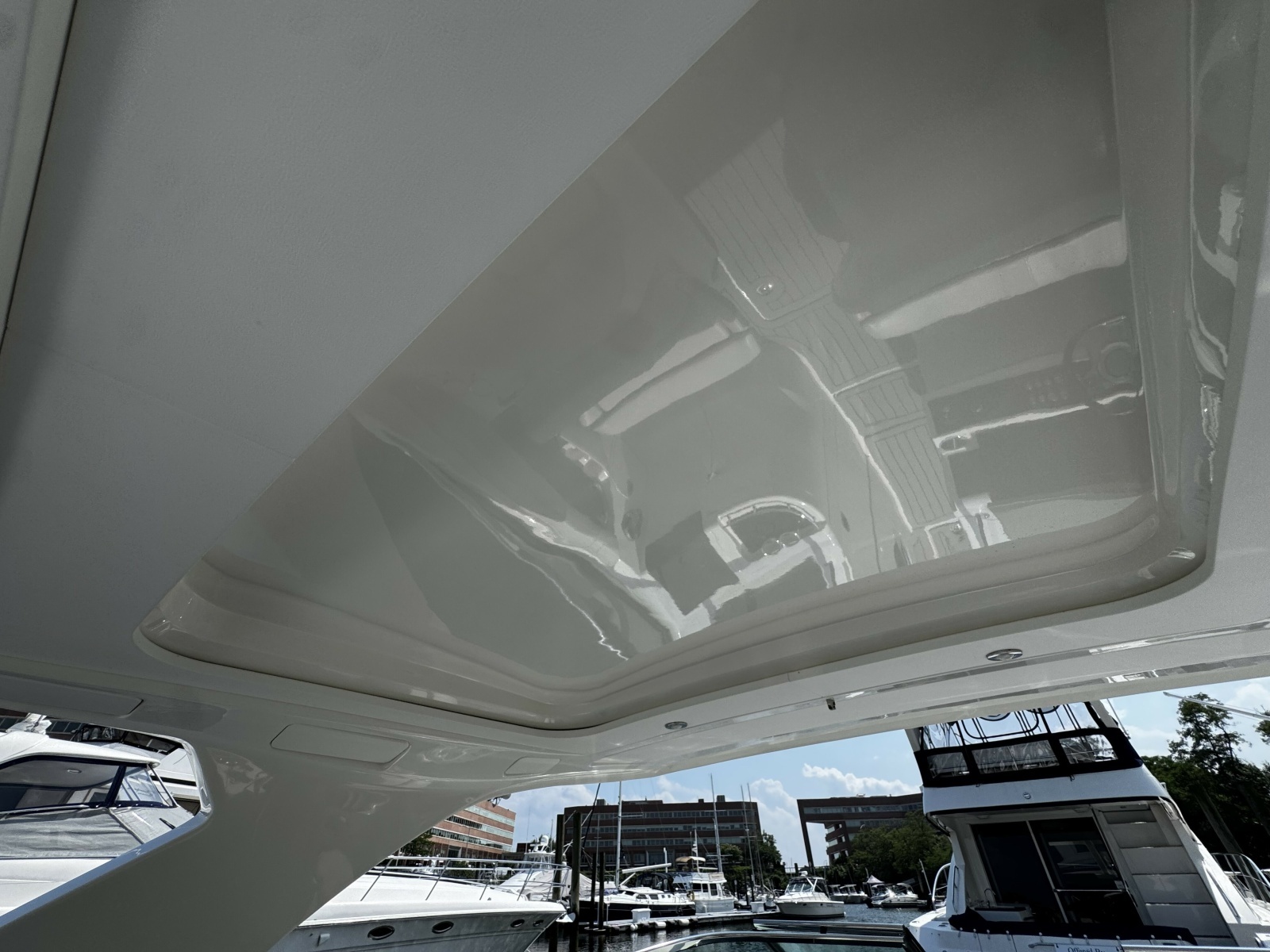 2021 Sea Ray 350 SLX