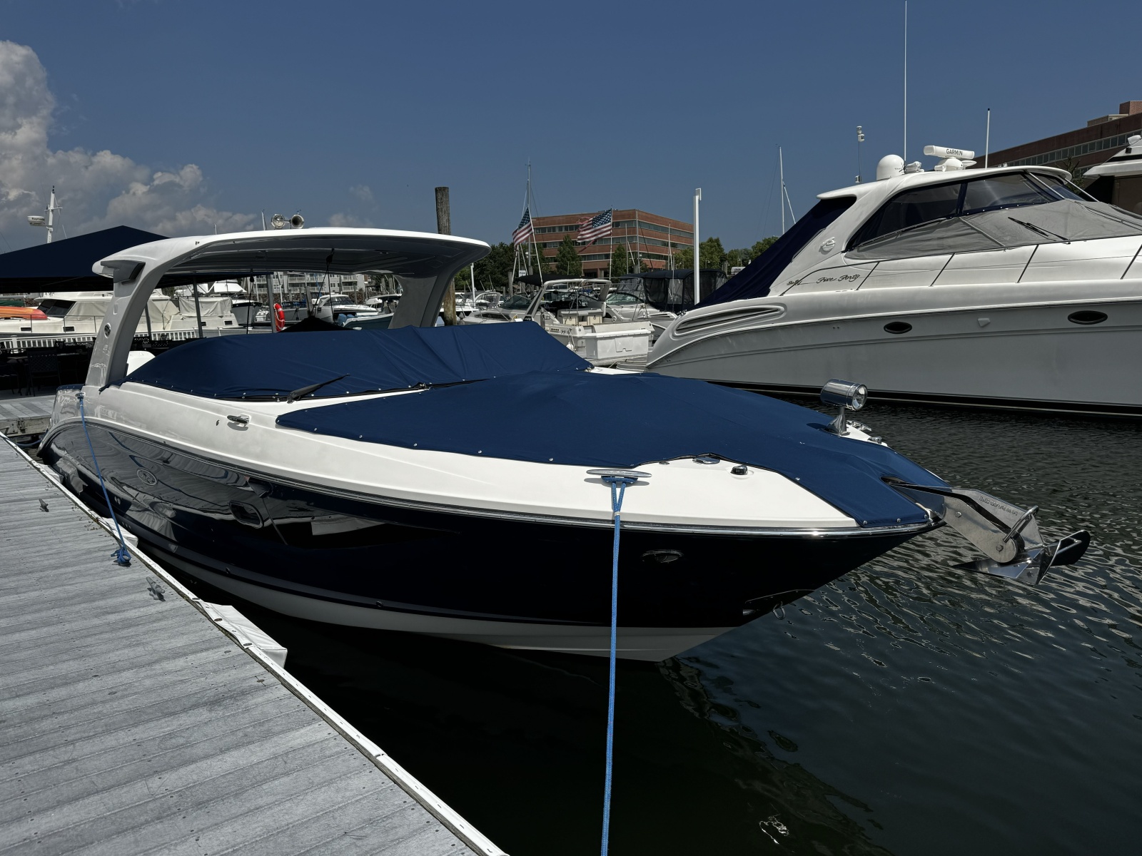 2021 Sea Ray 350 SLX