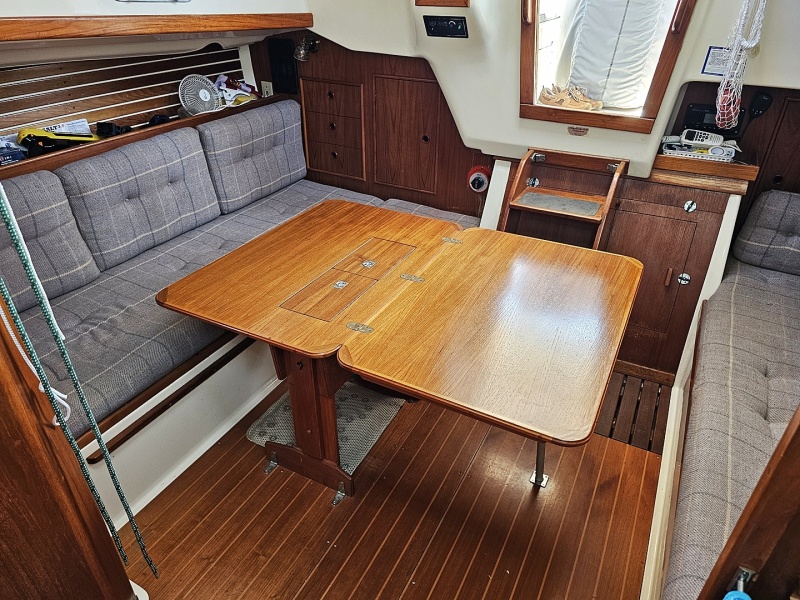 1990 Nonsuch 30 Ultra