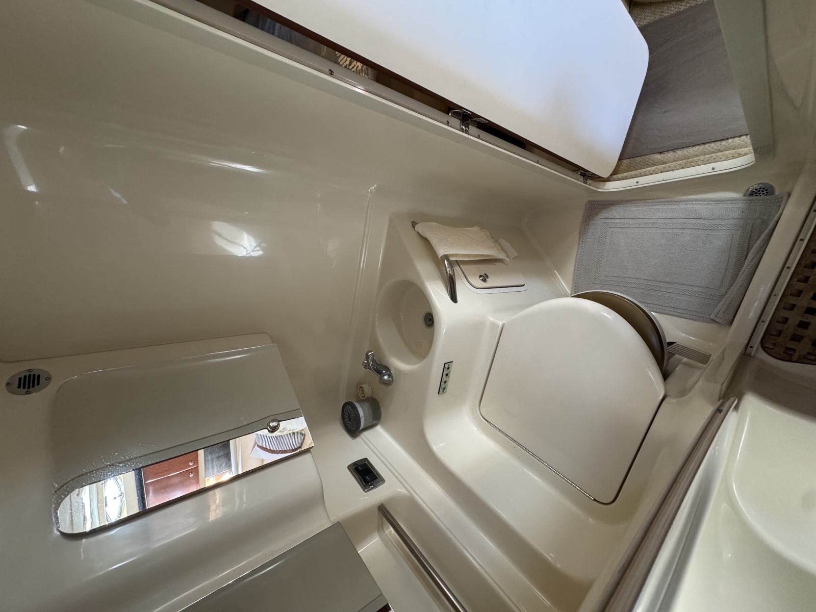 2002 Sea Ray 380 Sundancer
