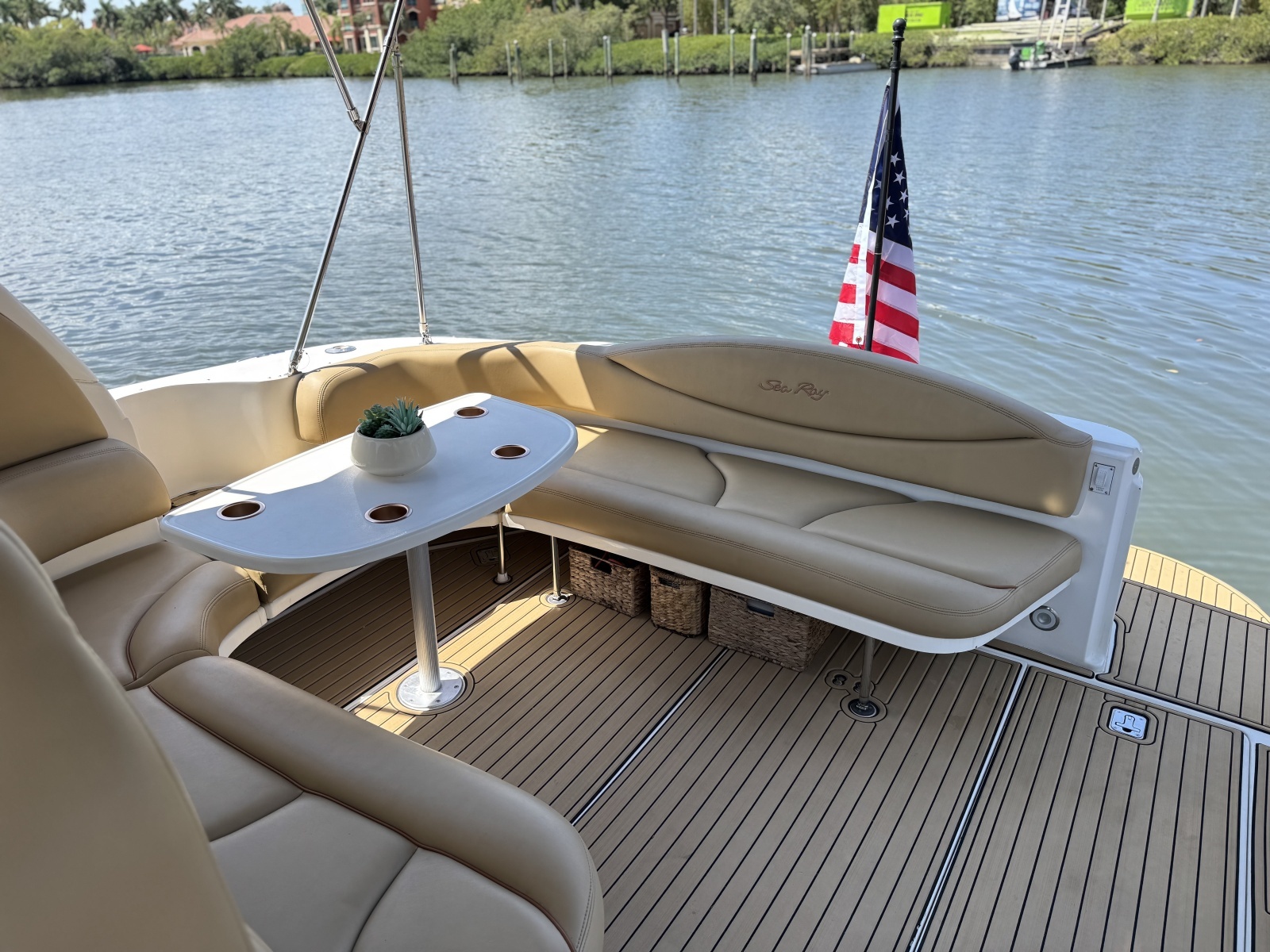 2002 Sea Ray 380 Sundancer