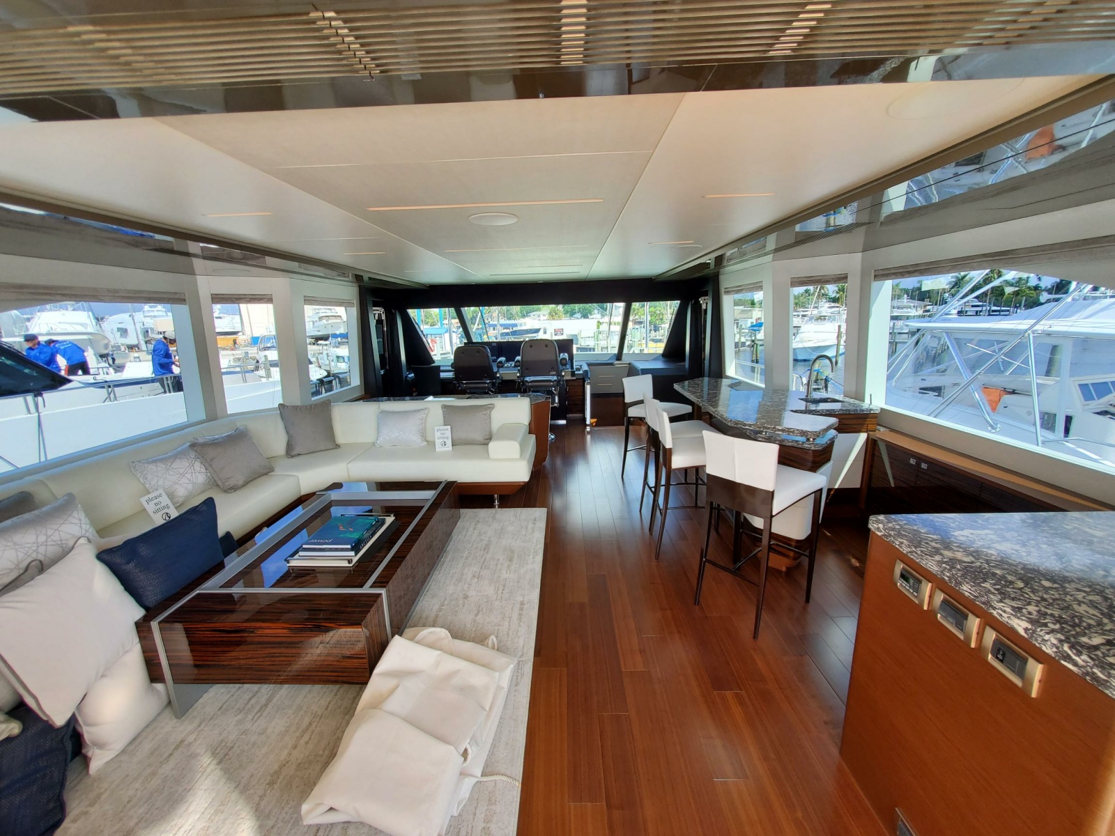 2021 Ocean Alexander 28R