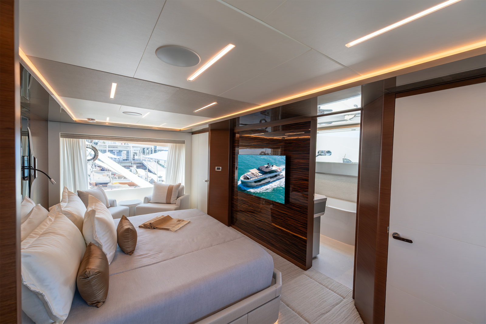 2021 Ocean Alexander 28R