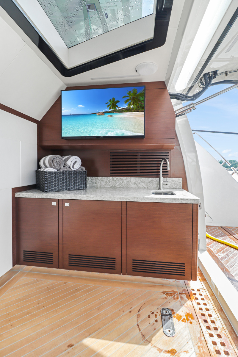 2021 Ocean Alexander 28R