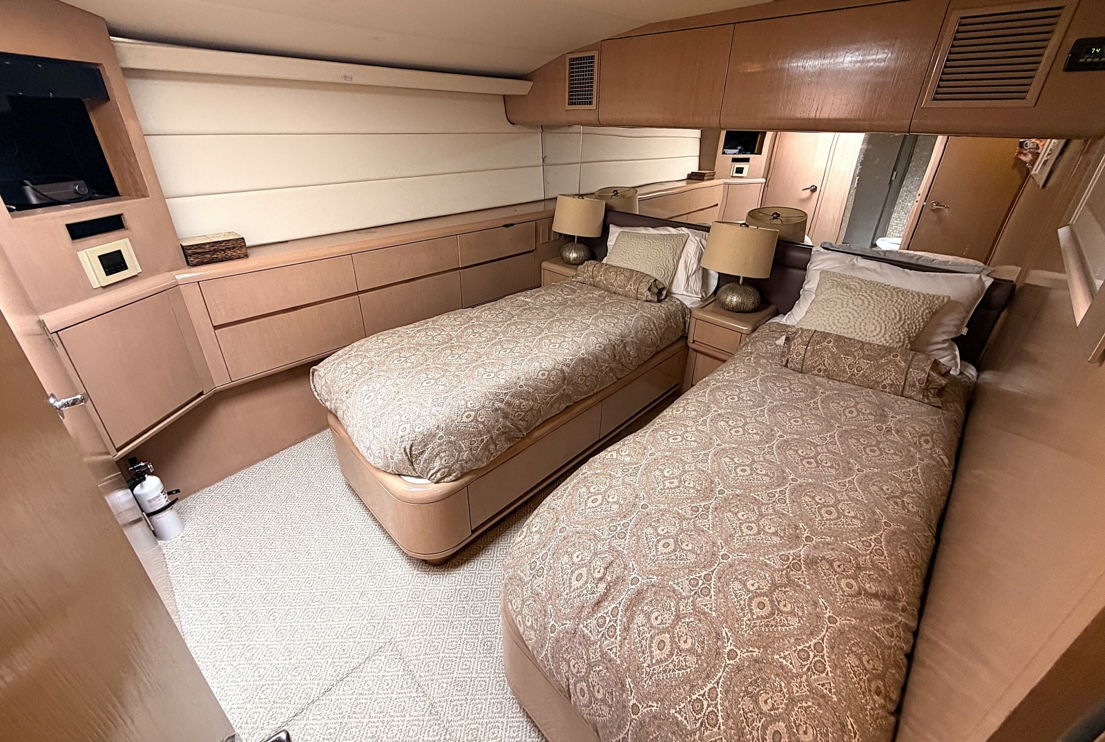 019 Lower Deck Starboard Guest Stateroom