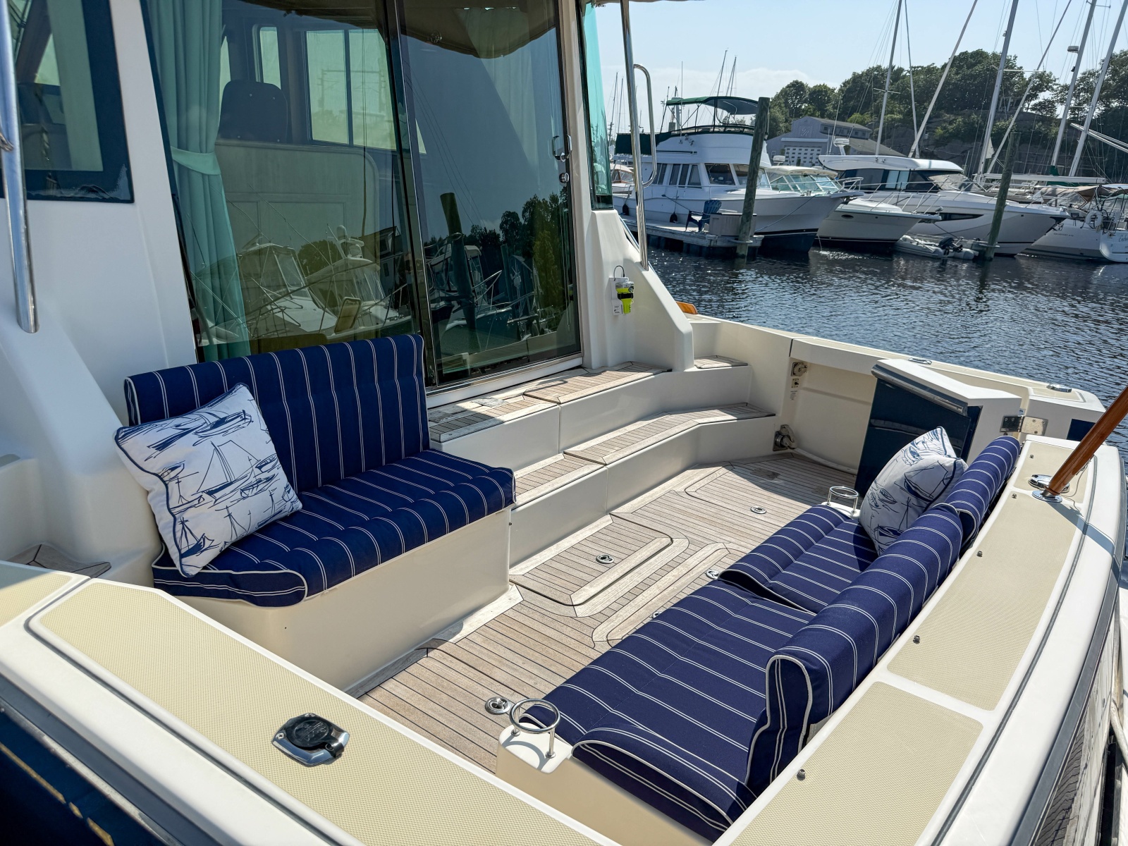 2007 Sabre 52 Salon Express